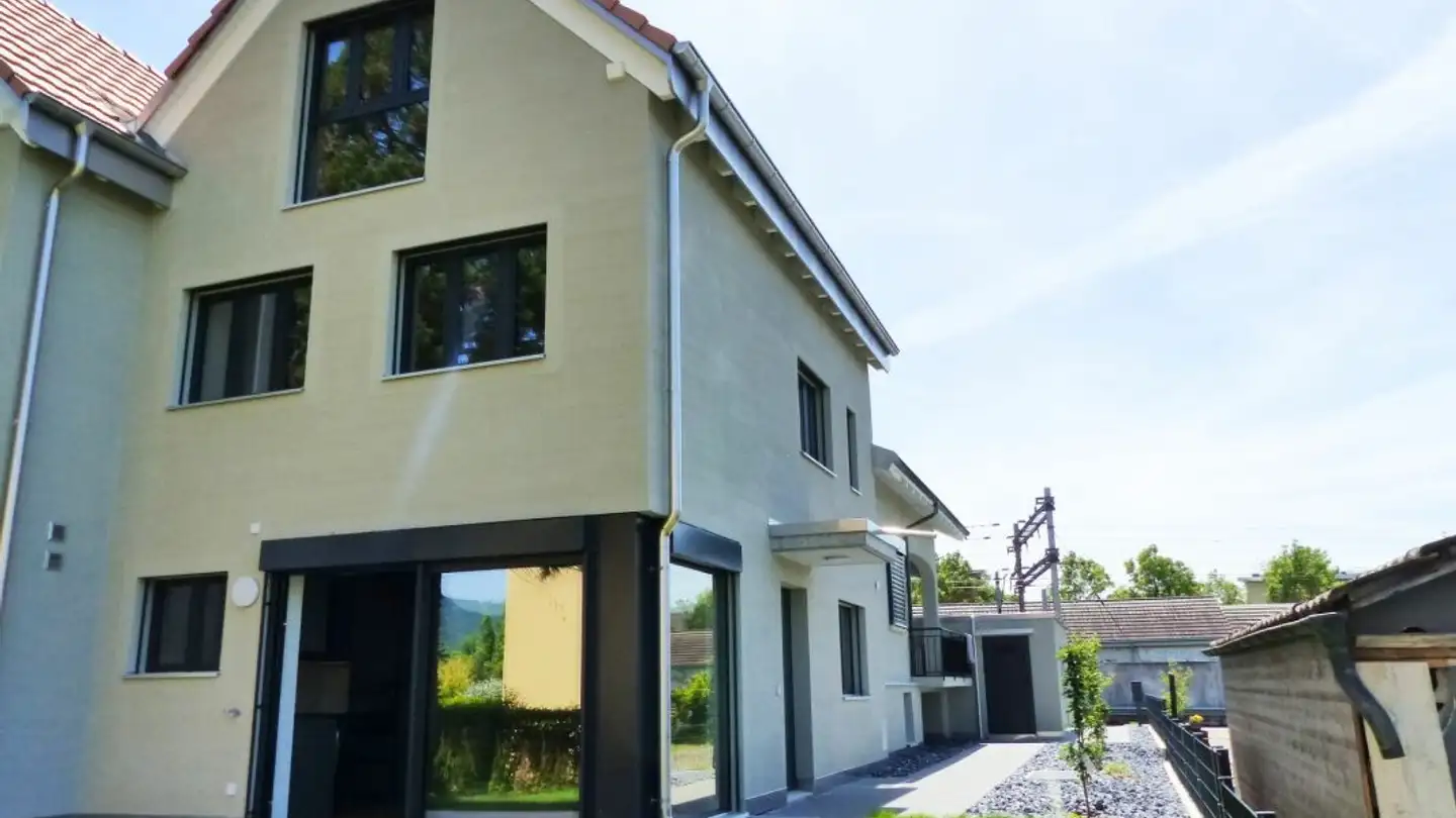 Doppelhaushälfte mieten - Obermattweg 22, 5033 Buchs AG