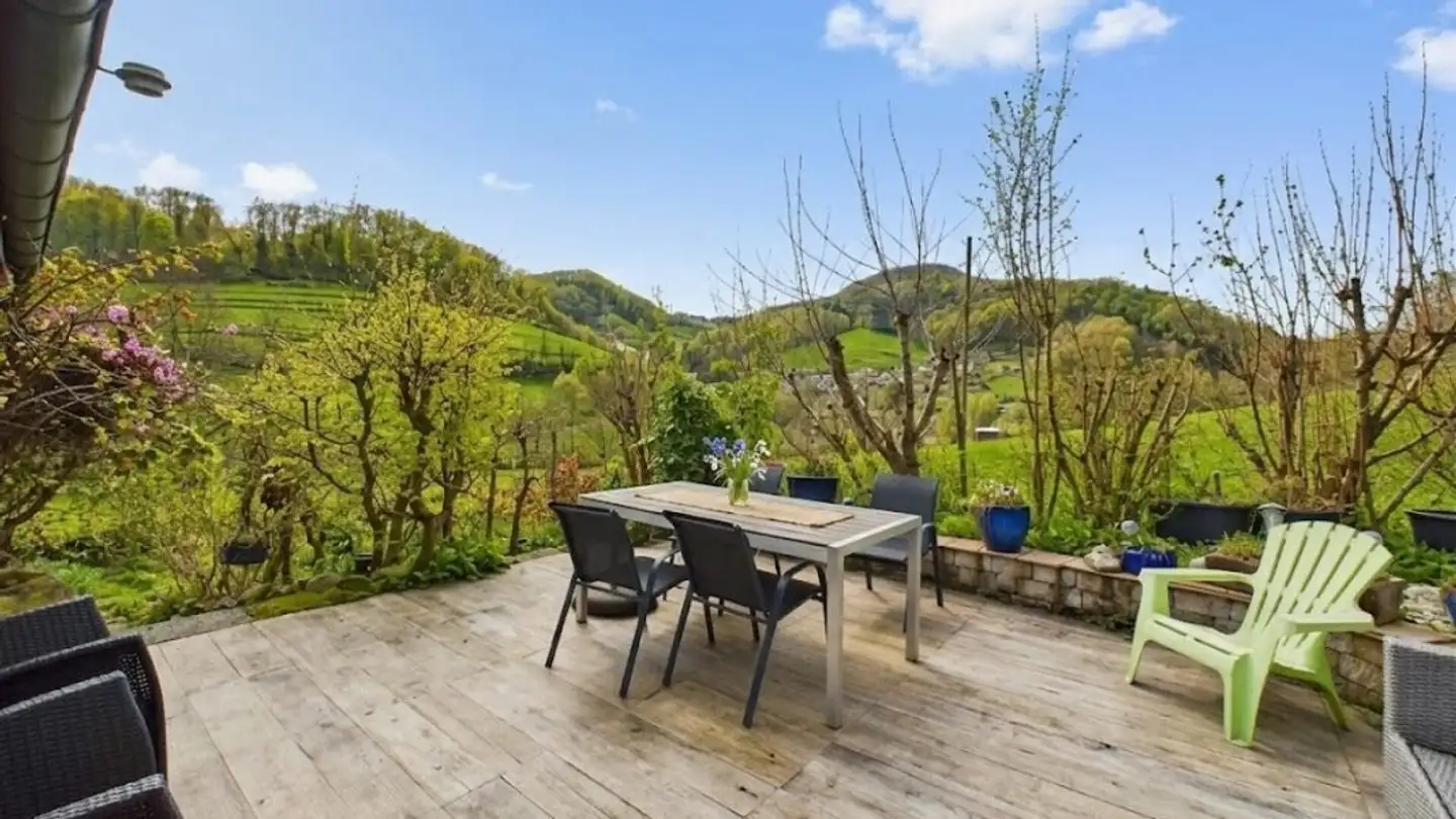 Single house for sale - 5025 Asp - Photo 2