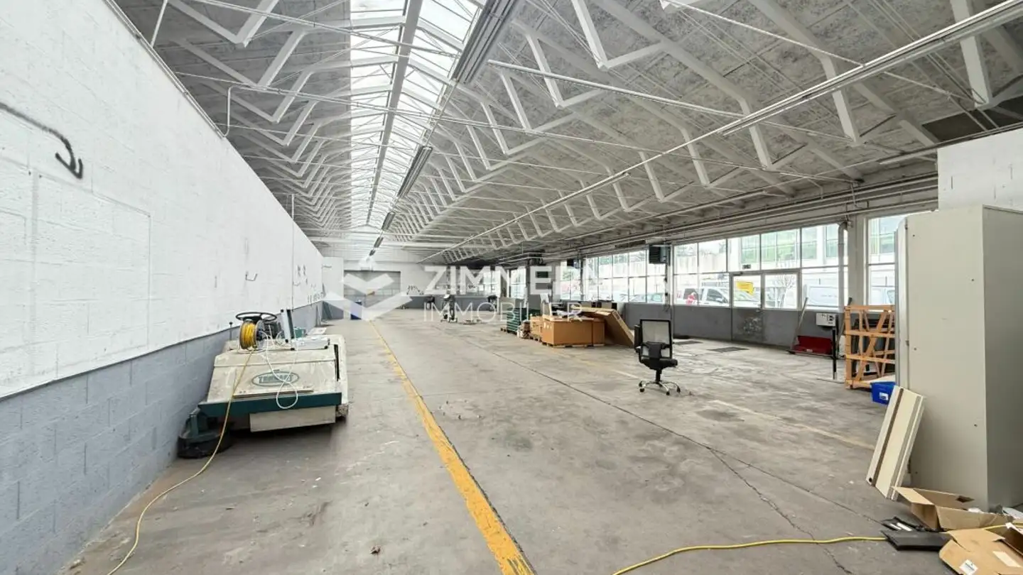 Usine à louer - Rue Des Voituriers, 1217 Meyrin - Photo 2