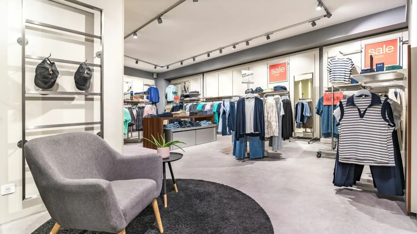 Commerciale in affitto - Kantonsstrasse 6, 3930 Visp