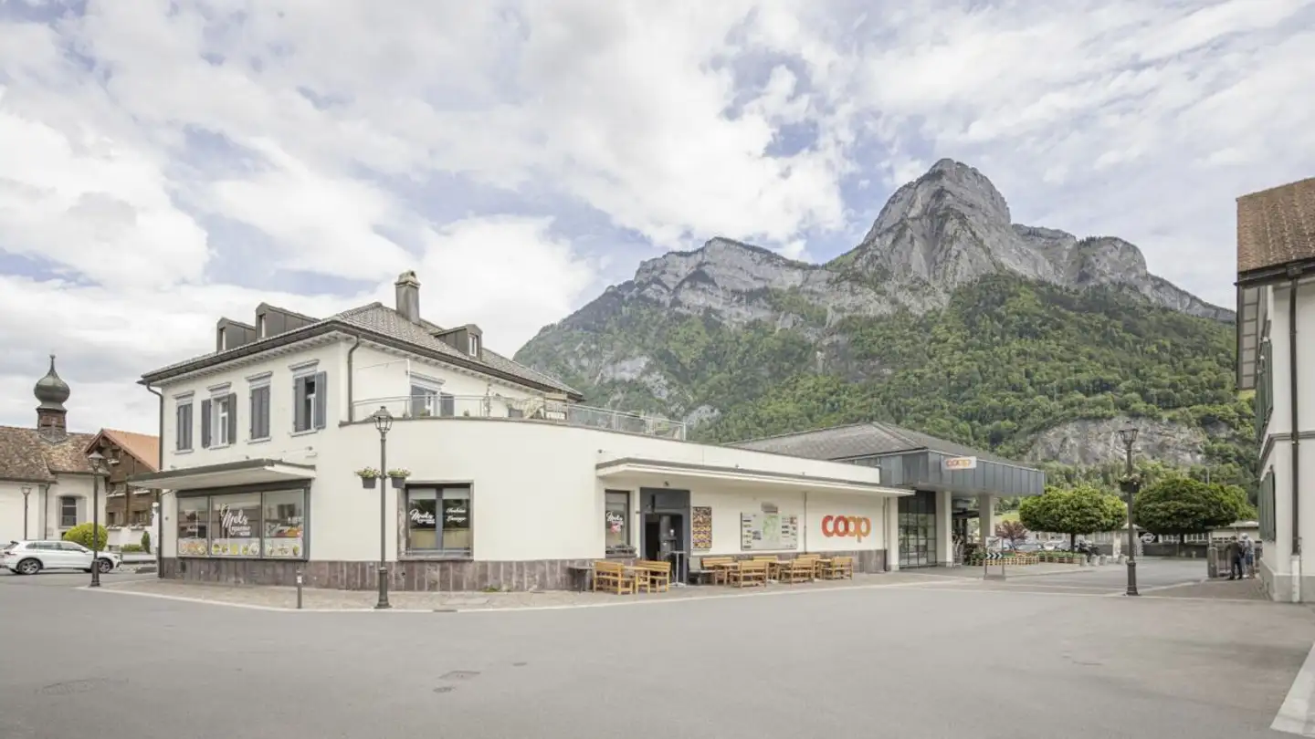 Commercial for rent - Kirchstrasse 15, 8887 Mels