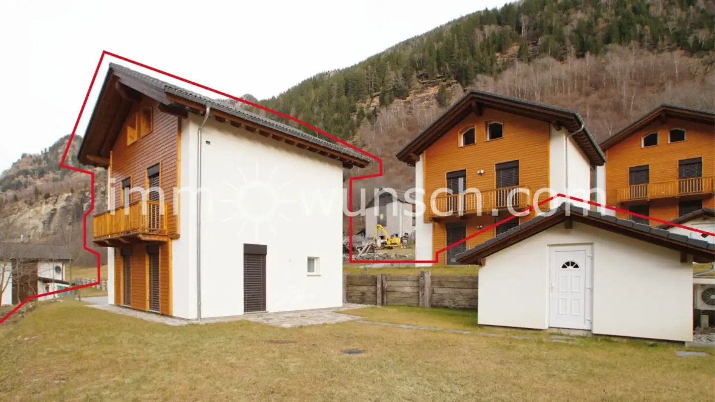 Chalet for sale - 6545 Selma