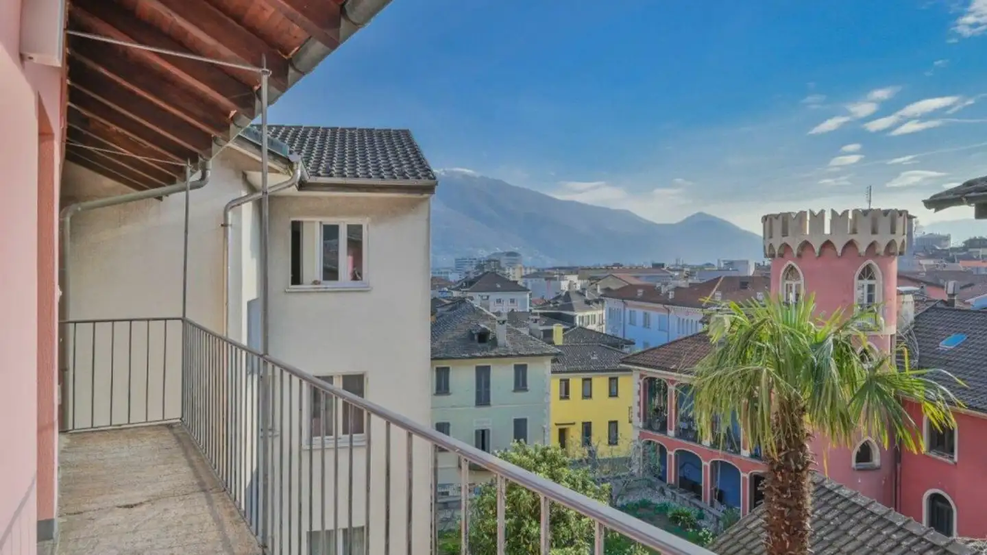 Restaurant for sale - 6600 Locarno