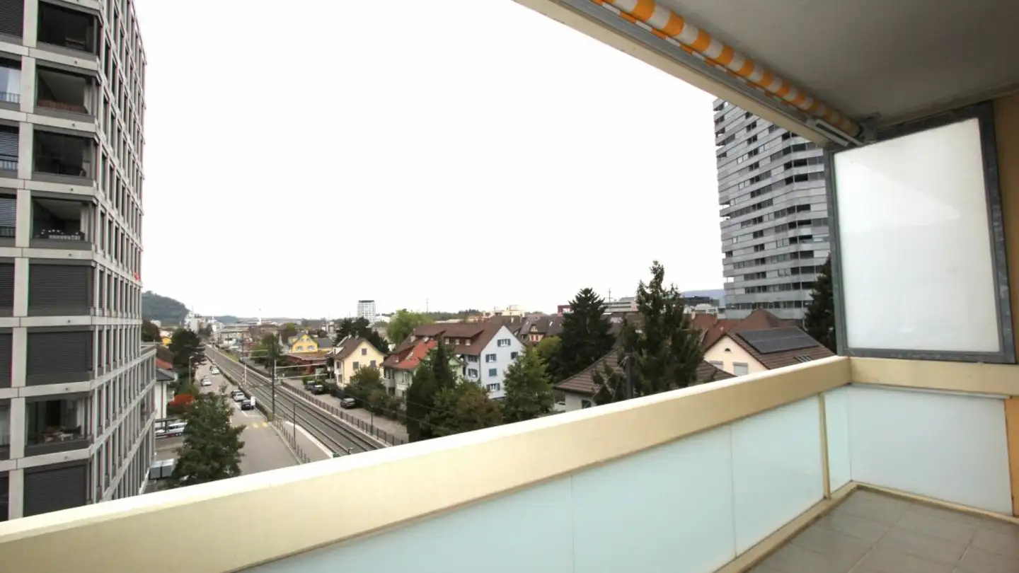 Apartment for rent - Bahnhofstrasse 15, 4133 Pratteln - Photo 4