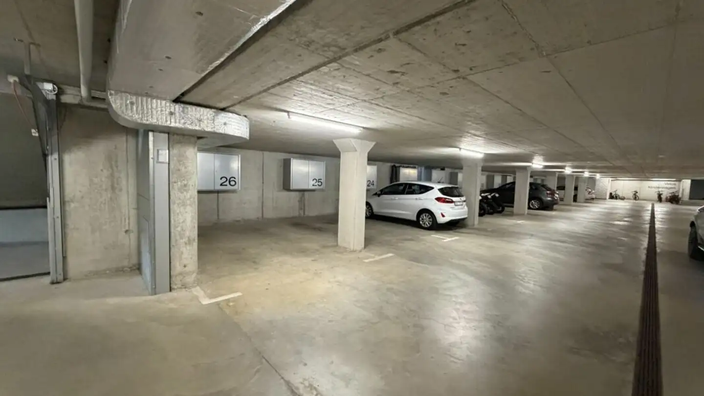 Place de parking intérieure à louer - Dorfgasse 73, 4900 Langenthal - Photo 3