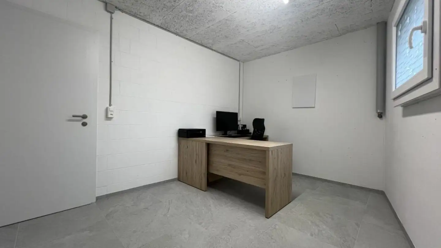 Spazio ufficio in affitto - Untere Haldenstrasse 15, 5610 Wohlen AG