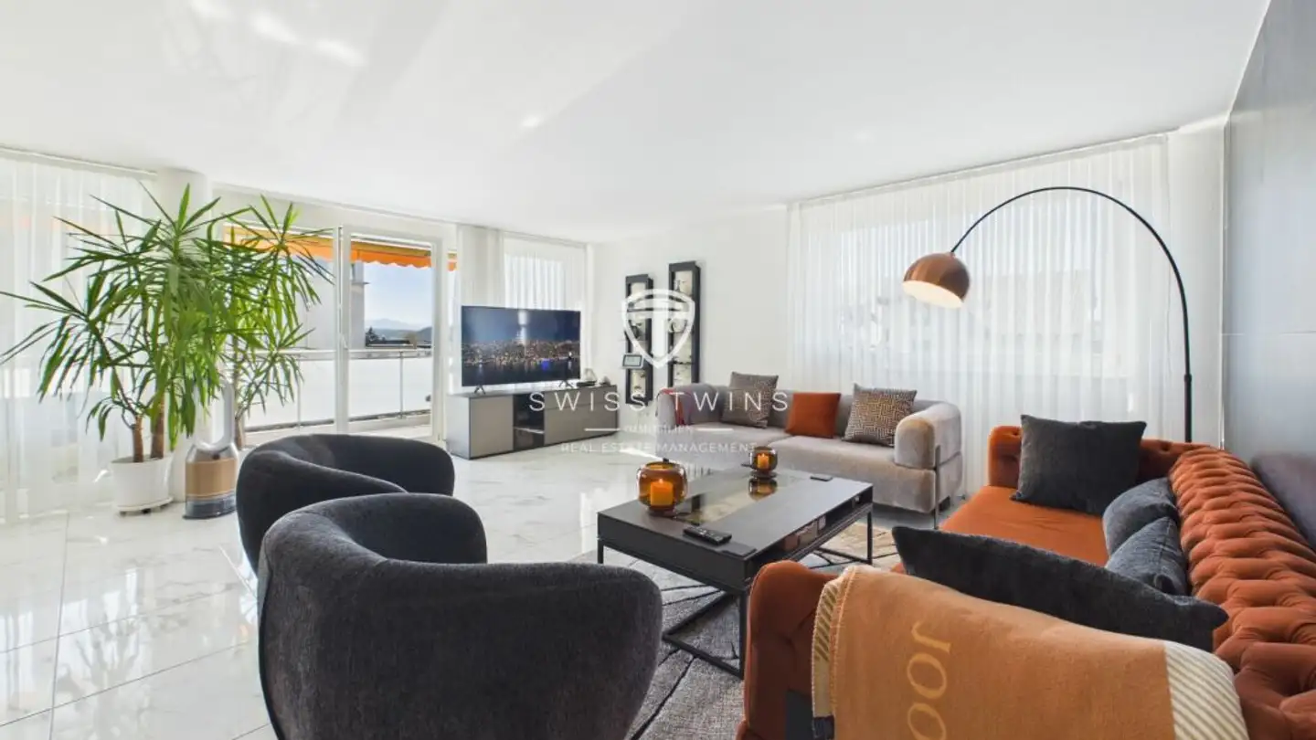 Apartment for sale - 6037 Root