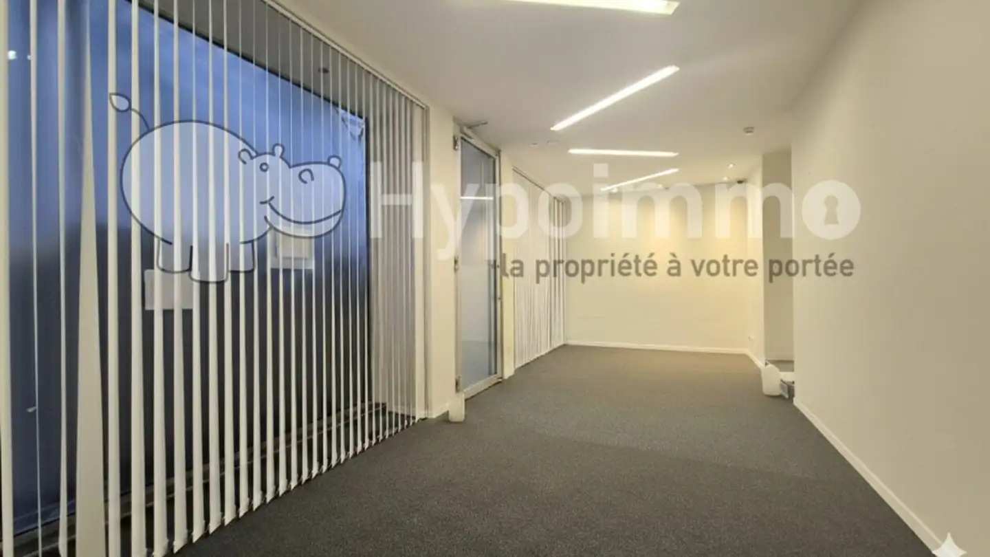 Office space for rent - Rue Daniel-Jeanrichard 37, 2300 La Chaux-de-Fonds