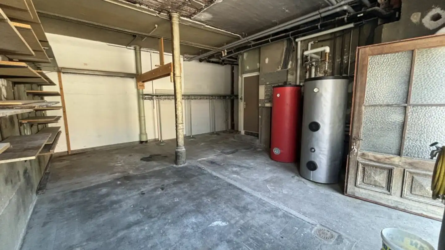 Gewerbe mieten - Rue Du Collège 21, 2300 La Chaux-de-Fonds - Foto 3