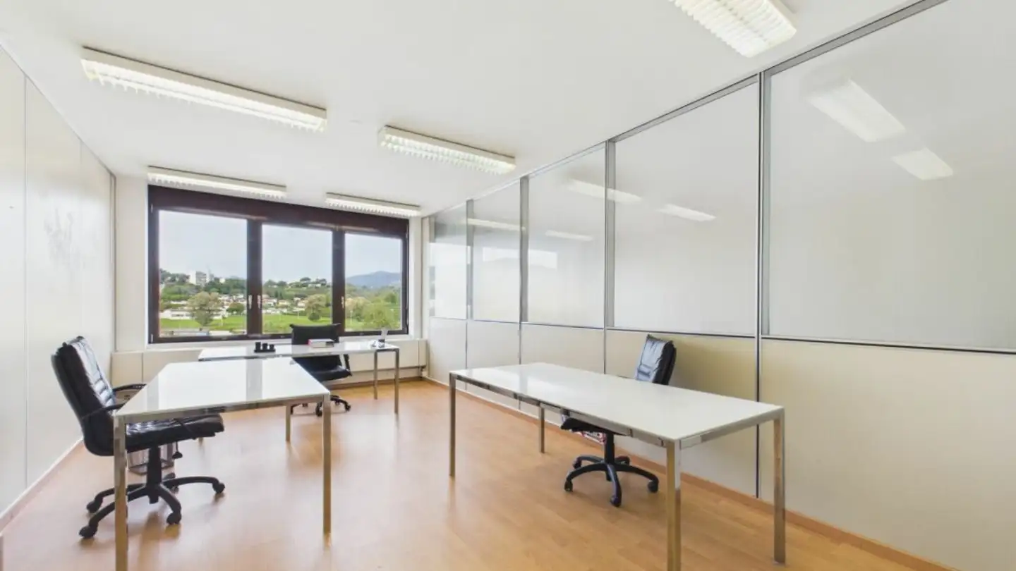 Spazio ufficio in affitto - Via Giuseppe Motta 6, 6828 Balerna