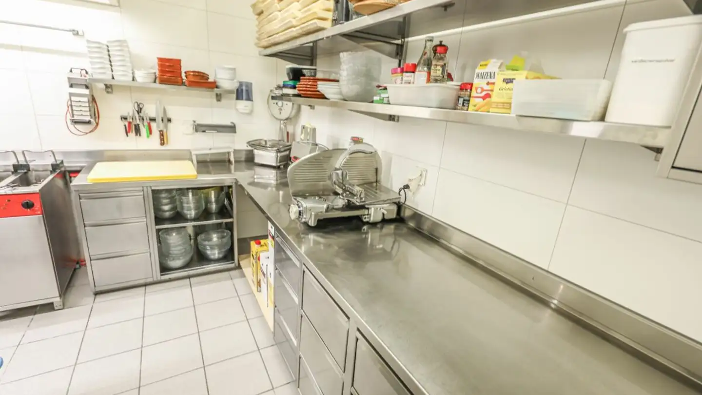 Ristorante in vendita - Simmengüetlistrasse 3, 3775 Lenk im Simmental - Foto 4