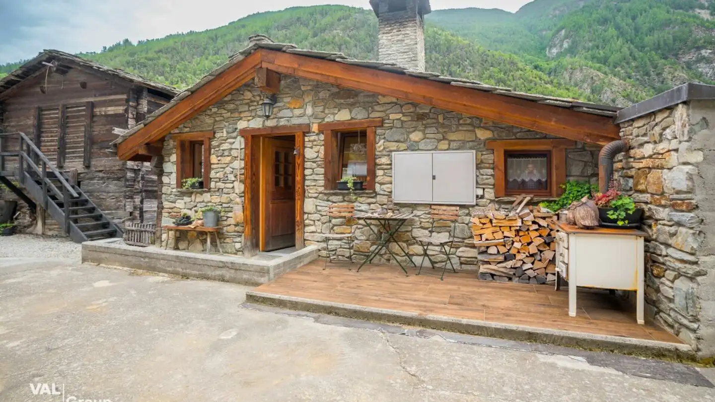 Farm for sale - Innerer Reschtiweg 7, 3922 Stalden VS