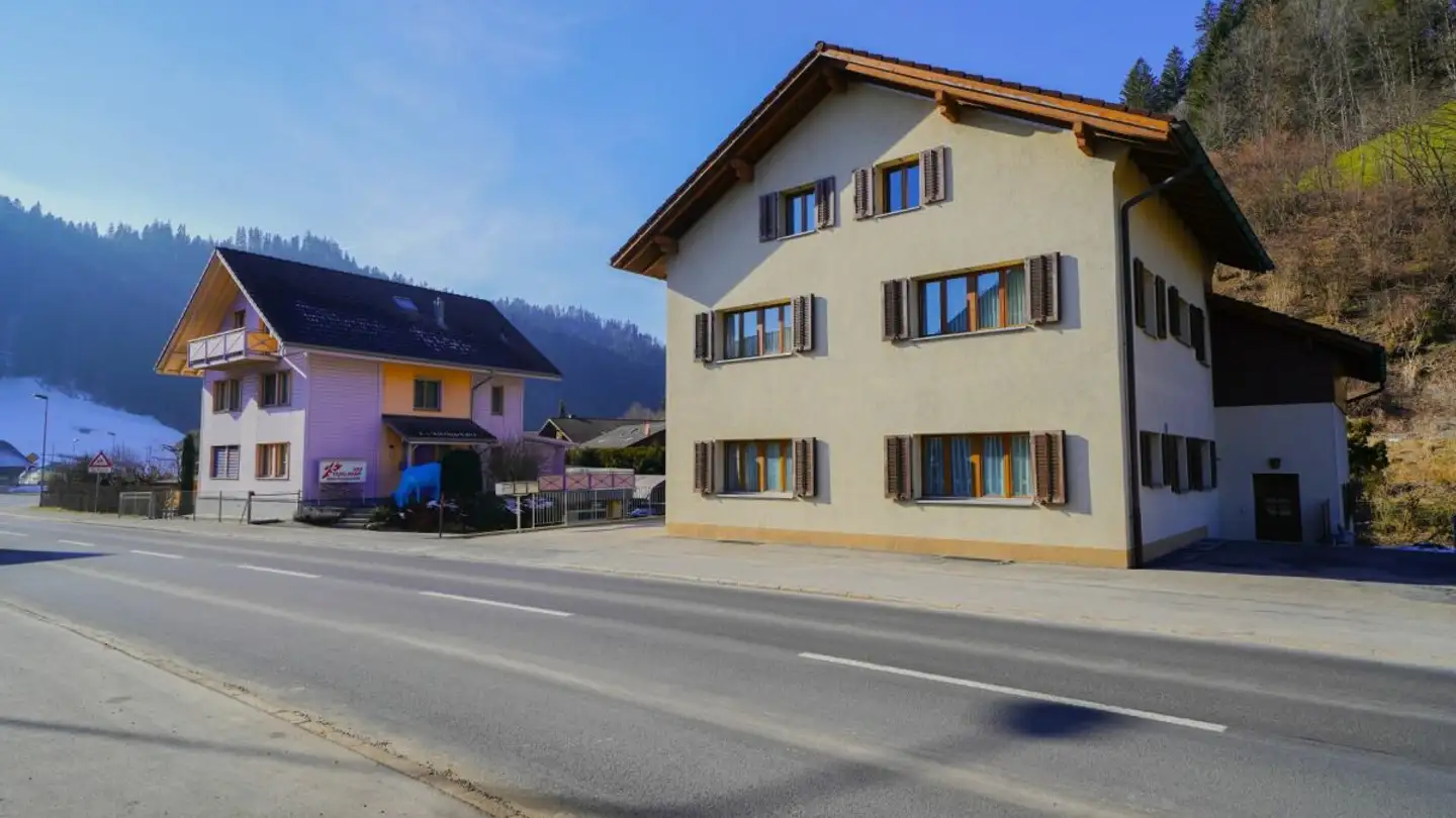 Single house for sale - Dorf 2, 6192 Wiggen