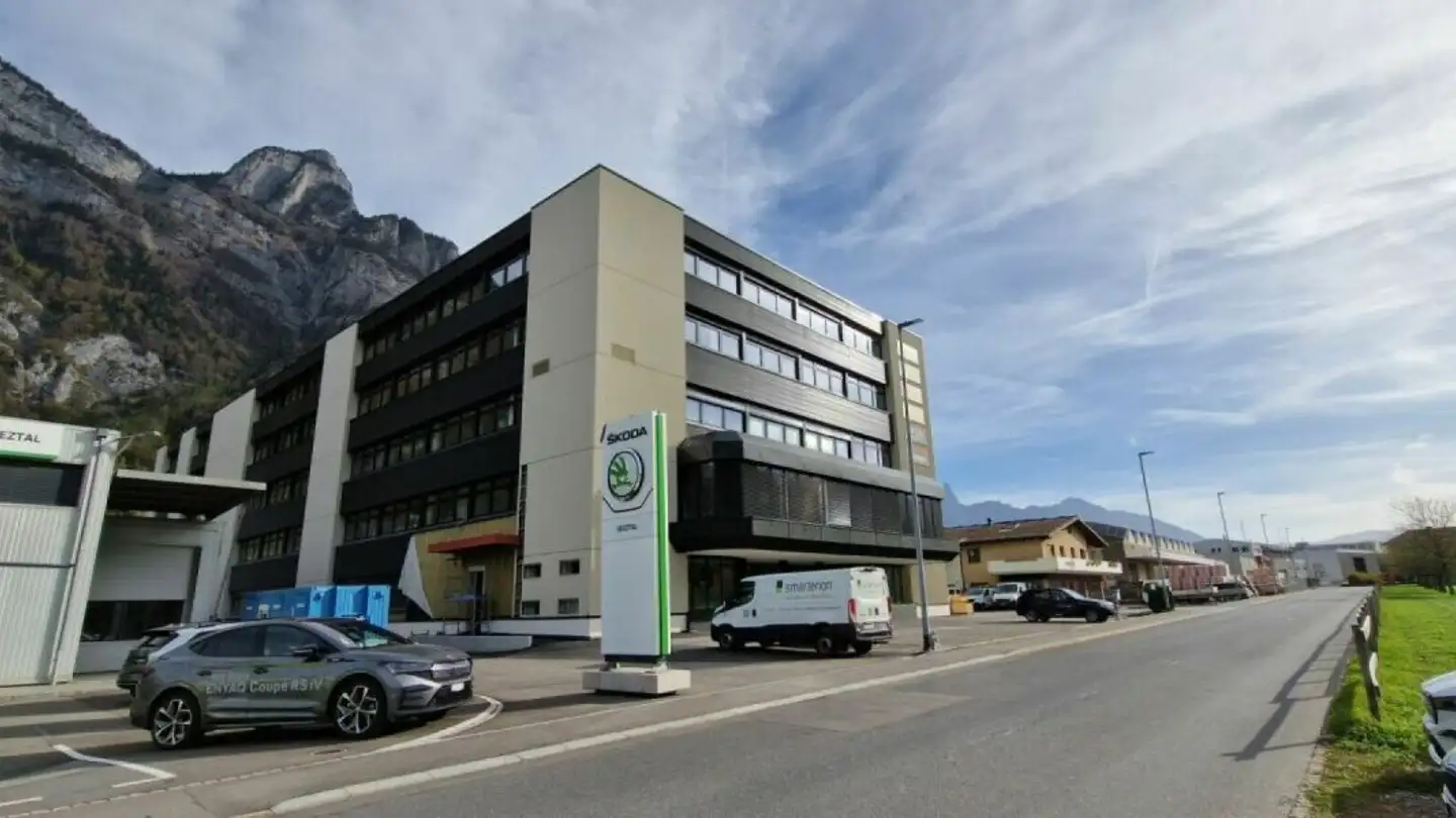 Gewerbe mieten - Zeughausstrasse 10, 8887 Mels - Foto 2