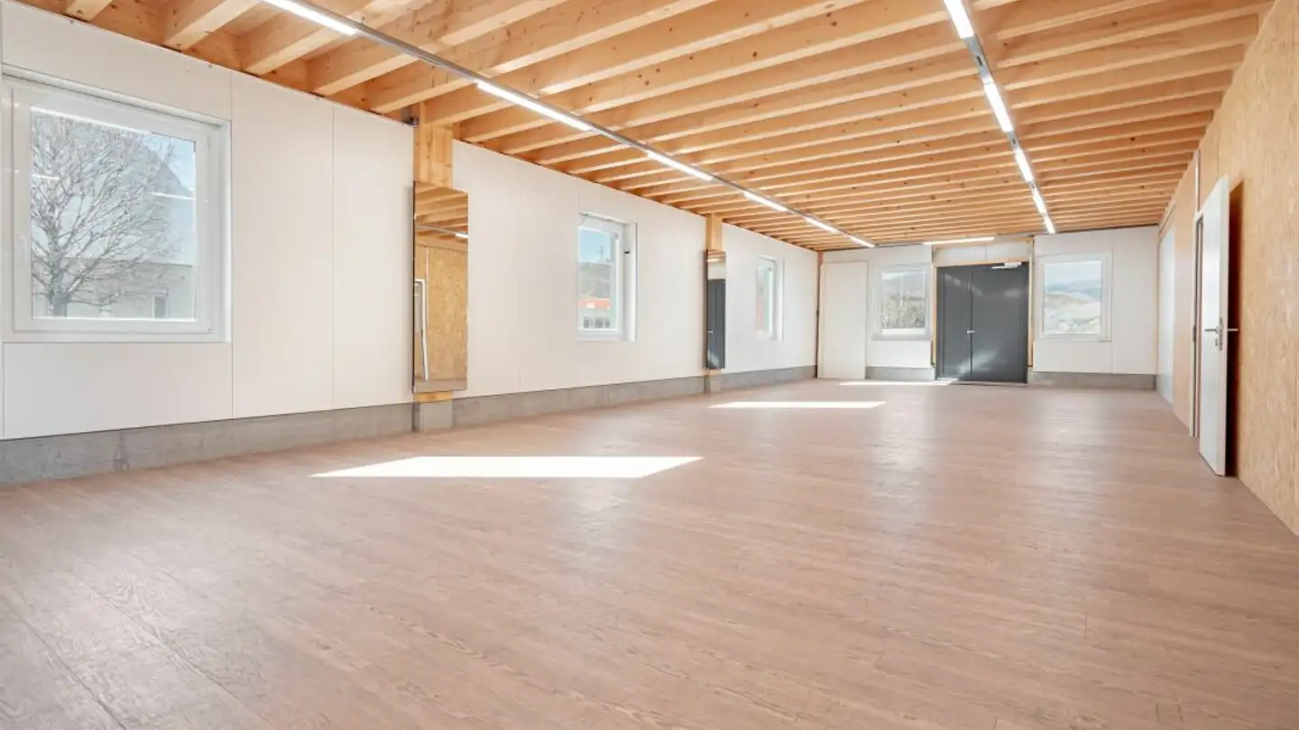 Shop for sale - 3960 Sierre - Photo 3