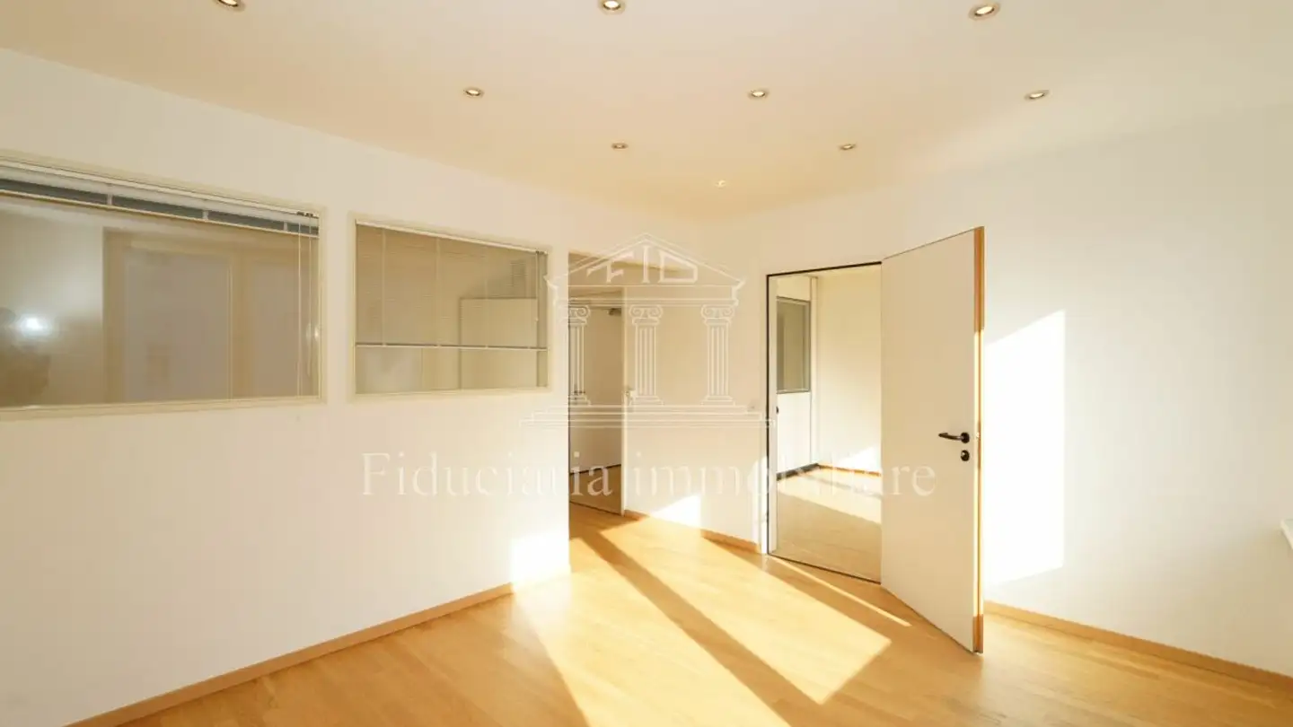 Bürofläche mieten - Via Castelrotto 15, 6600 Locarno
