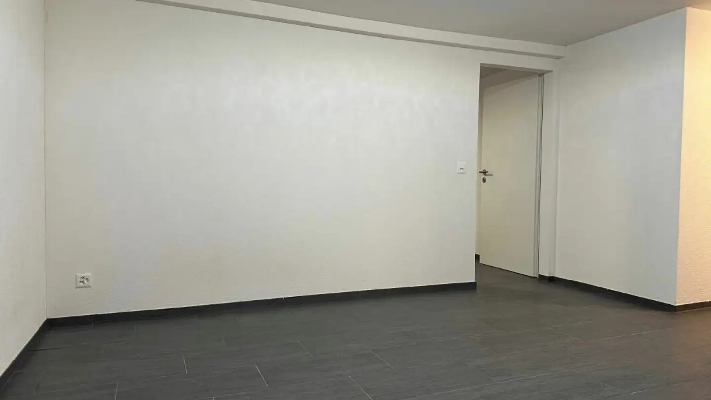 Wohnung mieten - Allmeindstrasse 6, 8750 Glarus - Foto 3