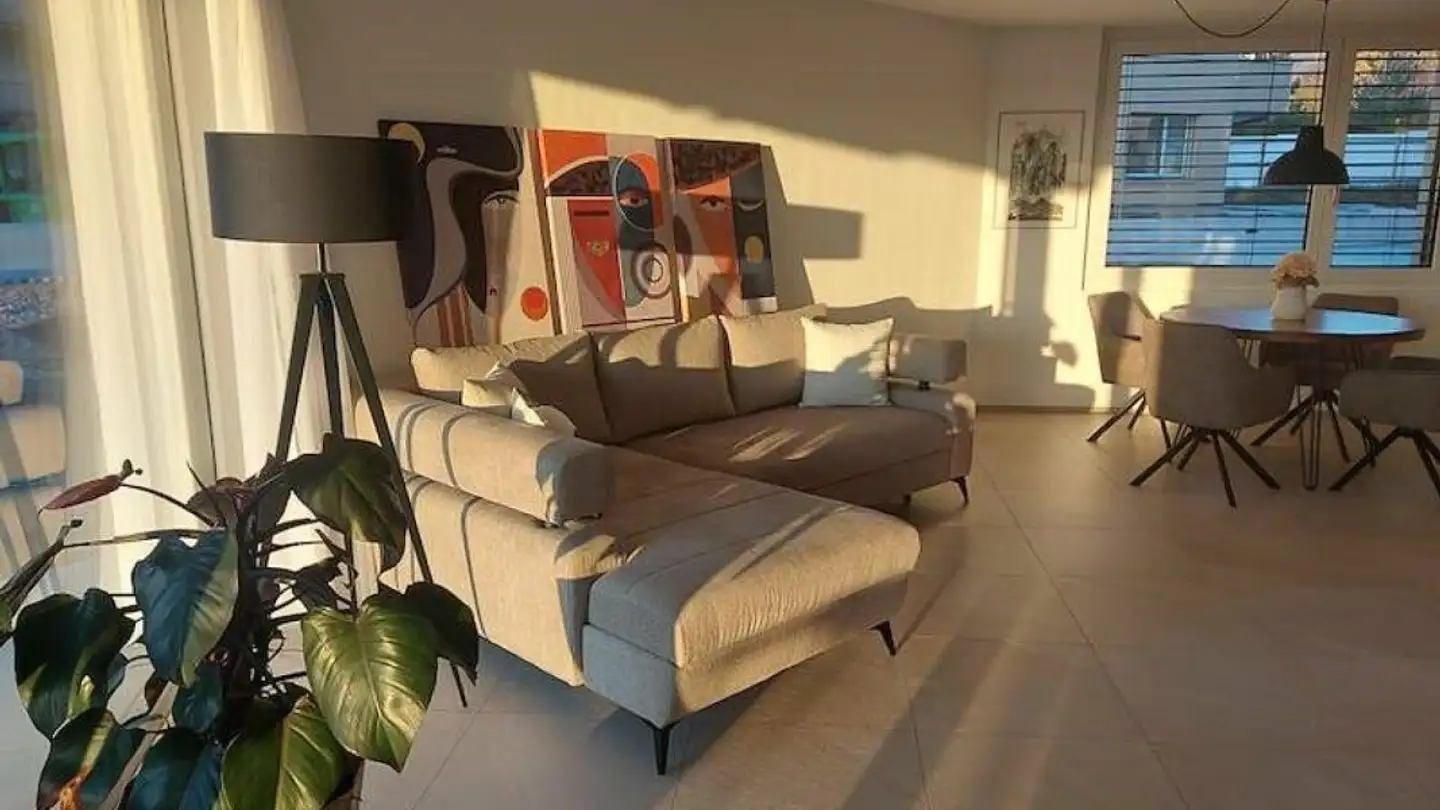 Wohnung mieten - Nauenstrasse 7a, 8632 Tann - Foto 2