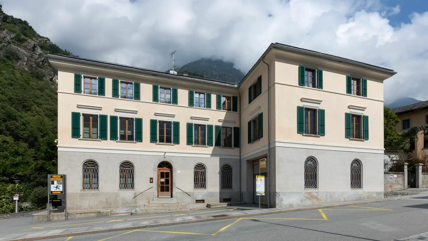 Single house for sale - 7608 Castasegna