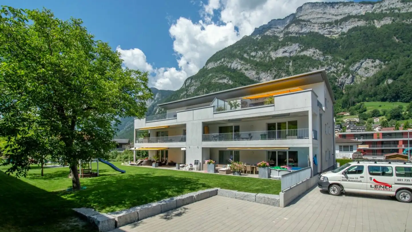 Place de parking extérieure à louer - Staatsstrasse 41, 8888 Heiligkreuz (Mels)