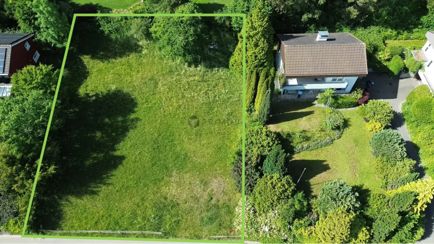 Constructible plot for sale - 9500 Wil SG