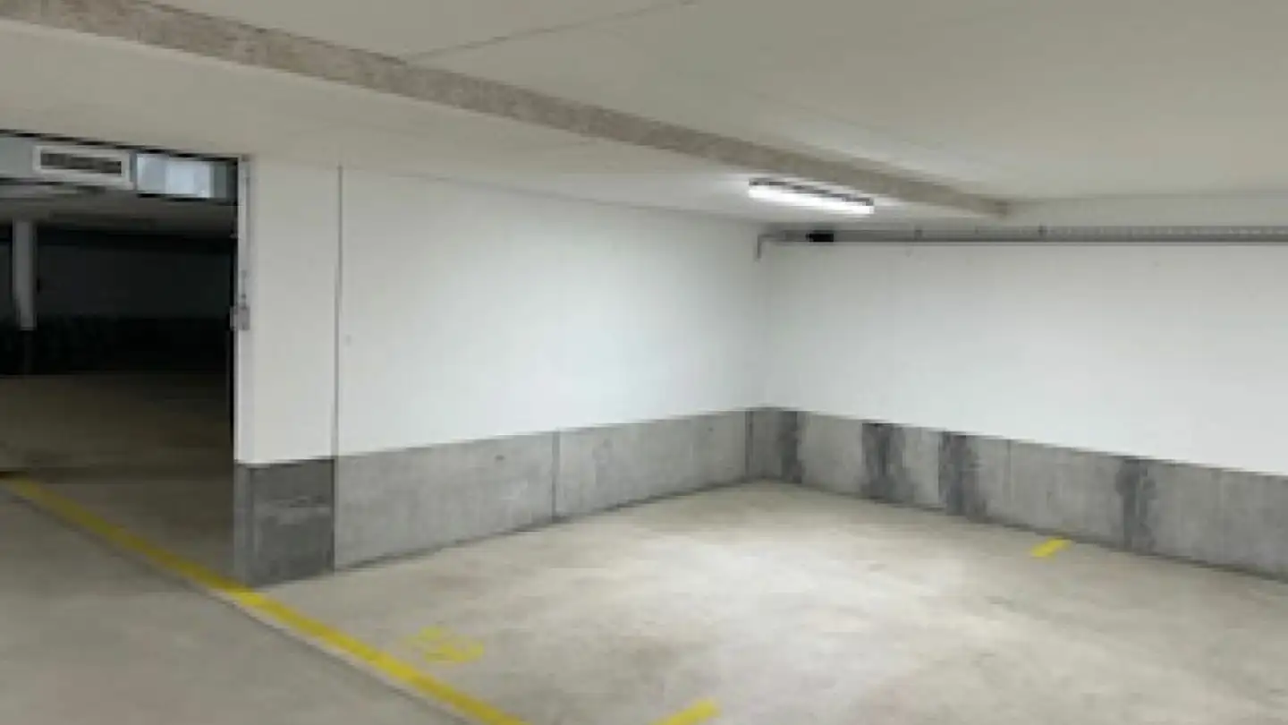 Indoor parking space for sale - Via Locarno, 6616 Losone - Photo 3