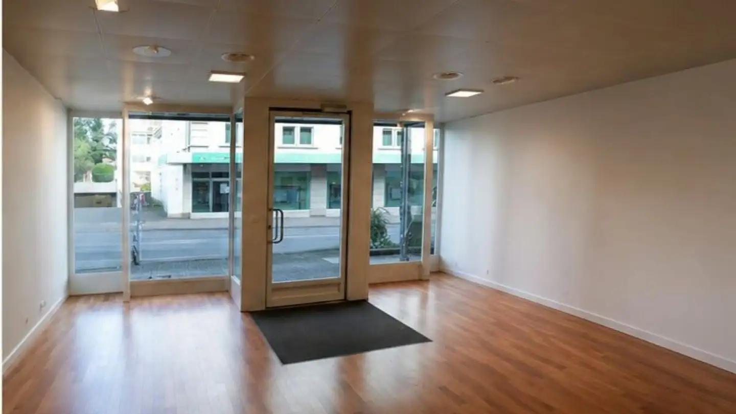 Shop for rent - Zugerstrasse 15, 8820 Wädenswil - Photo 2