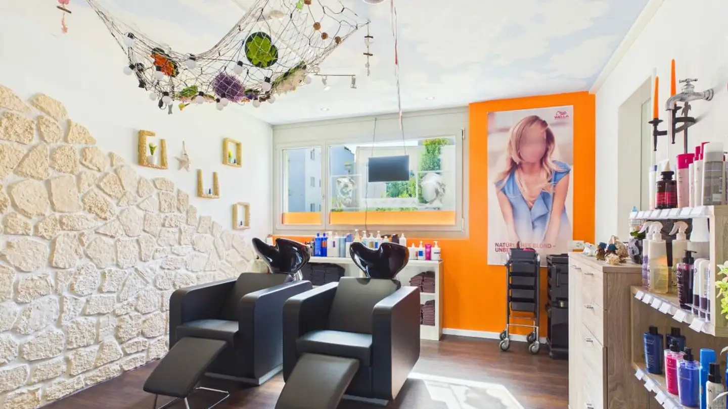 Hairdresser for rent - Dorfstrasse 1, 5420 Ehrendingen - Photo 3