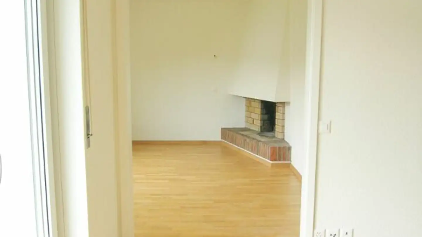 Appartement à louer - Willikonerstrasse 44, 8618 Oetwil am See