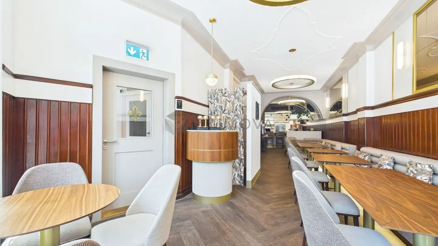 Residential building for sale - 8400 Winterthur