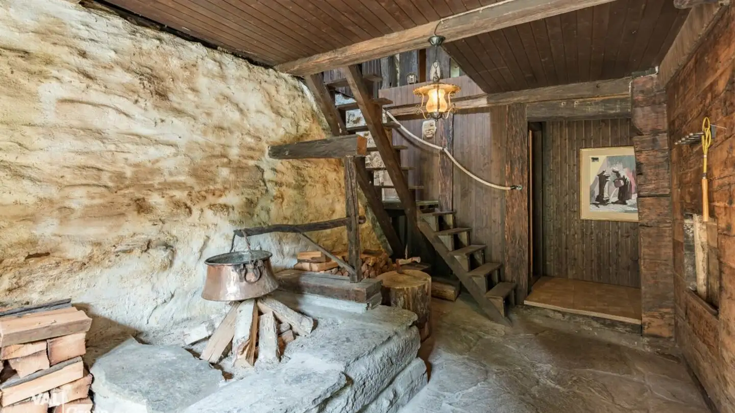 Chalet for sale - 3900 Brig - Photo 2