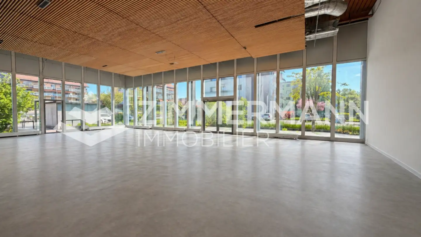 Commercial à louer - Route Du Bois 37, 1024 Ecublens VD