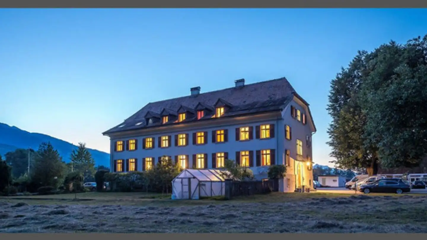 Mehrfamilienhaus kaufen - 9476 Weite