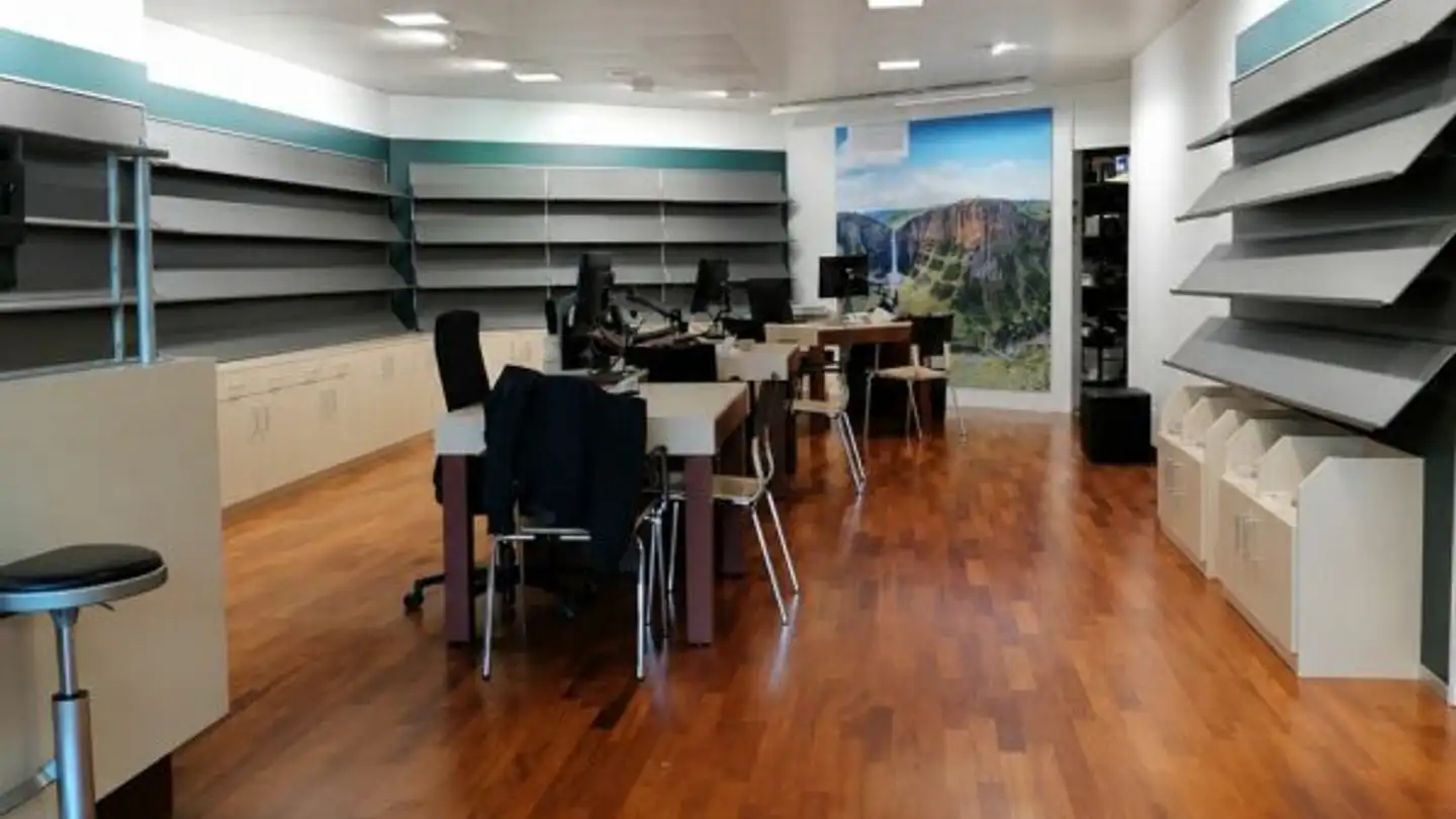 Shop for rent - Zugerstrasse 15, 8820 Wädenswil - Photo 4