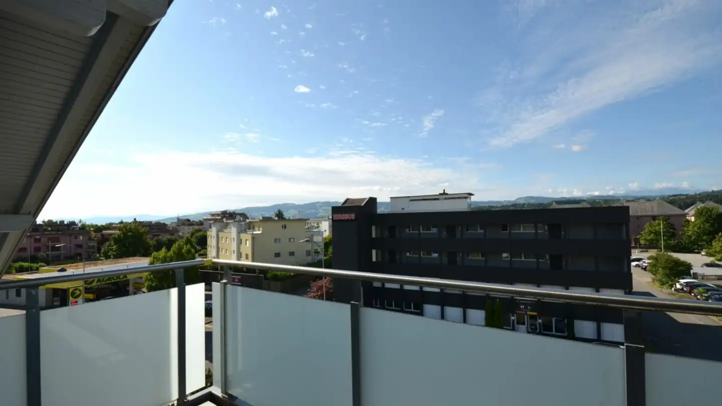 Dachgeschosswohnung mieten - St. Gallerstrasse 128, 9320 Arbon