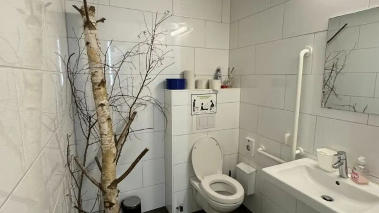 Commercial for rent - 8050 Zürich - Photo 3