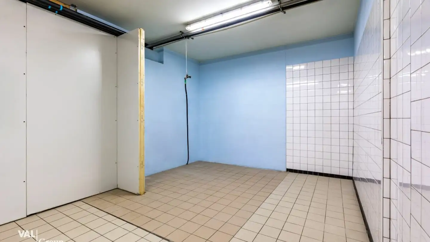 Storage space for rent - 3900 Brig - Photo 3