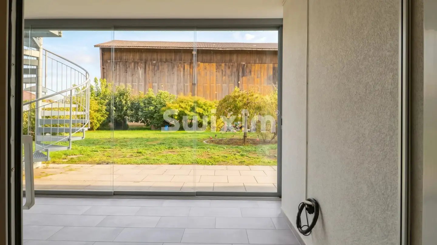 Apartment for rent - 1533 Ménières - Photo 2