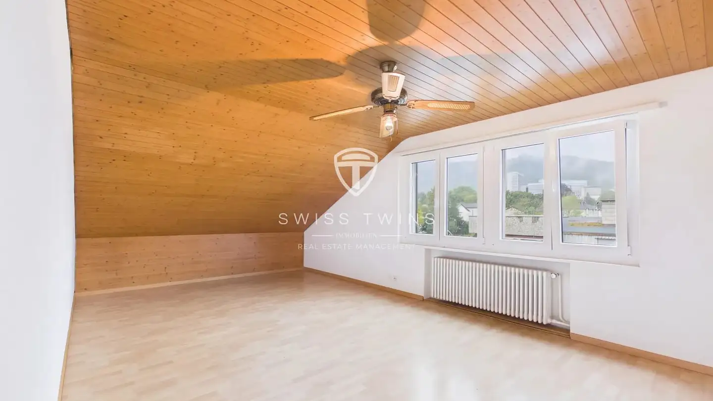 Attic flat for rent - 8055 Zürich