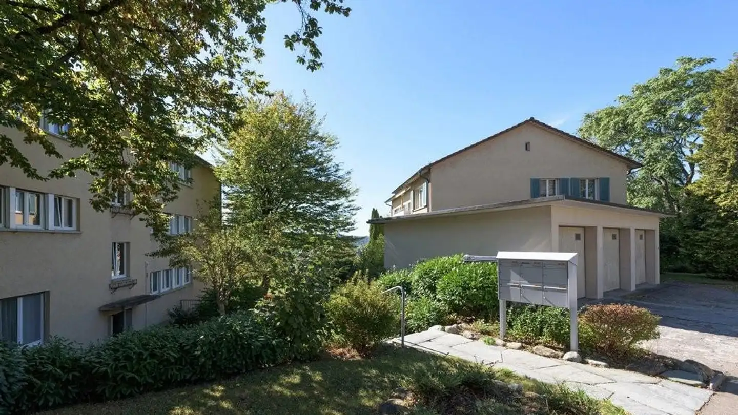 Single garage for rent - Segantinistrasse 175, 8049 Zürich