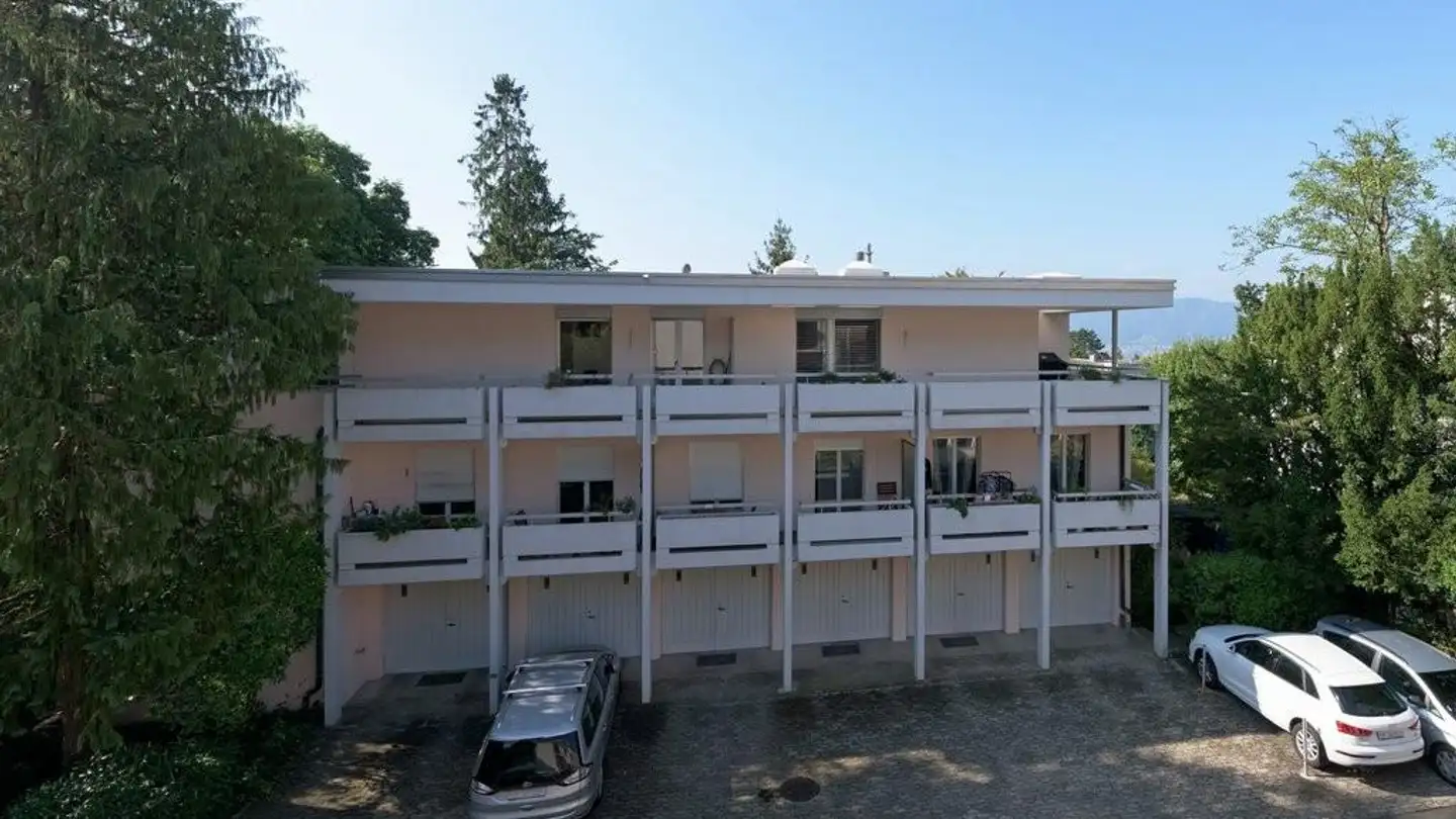 Single garage for rent - Billeterstrasse 15, 8044 Zürich