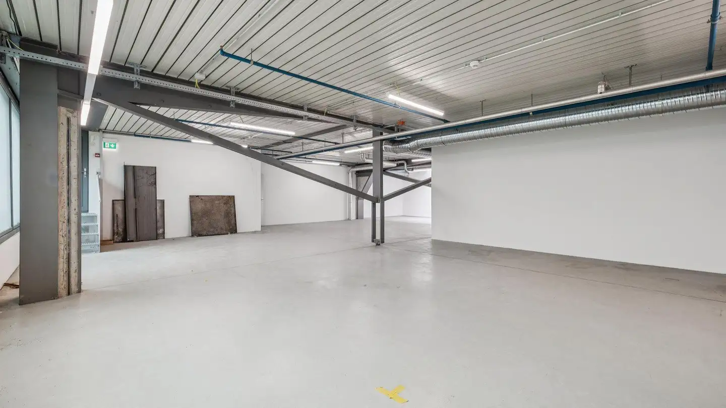 Storage space for rent - Peter Merian-Strasse, 4052 Basel