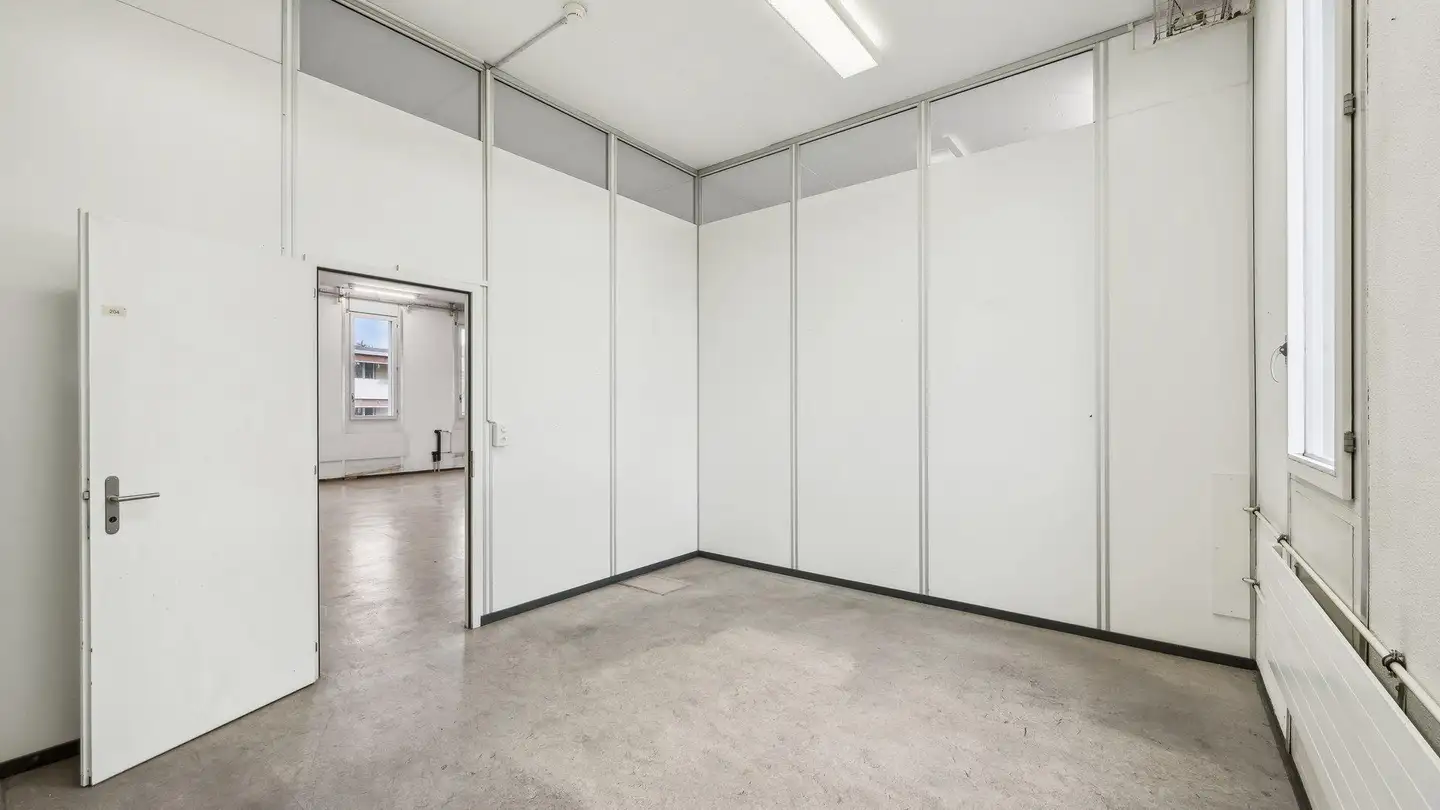 Lagerraum mieten - Talstrasse 2, 4144 Arlesheim - Foto 3