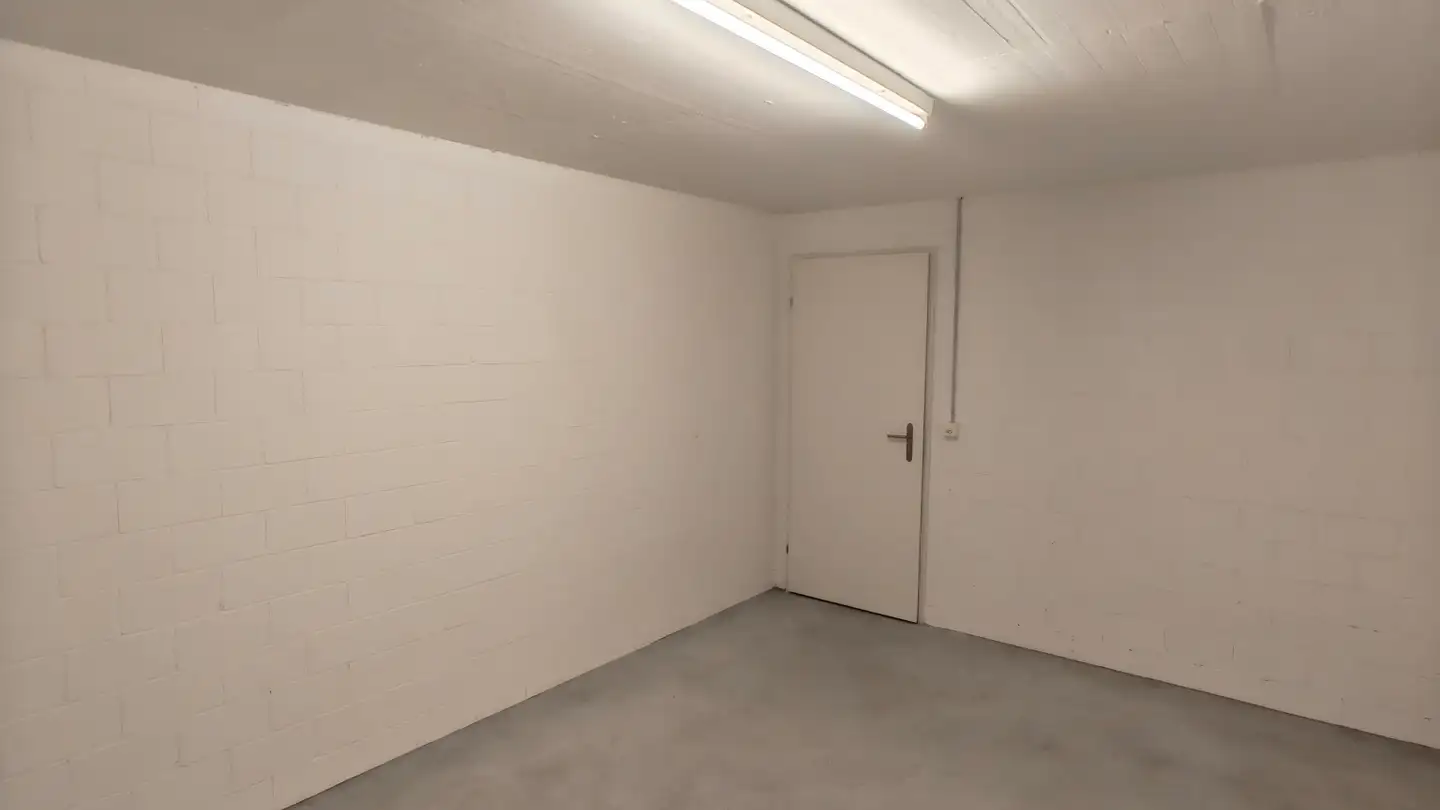 Storage space for rent - Zürichstrasse 52, 8180 Bülach - Photo 2