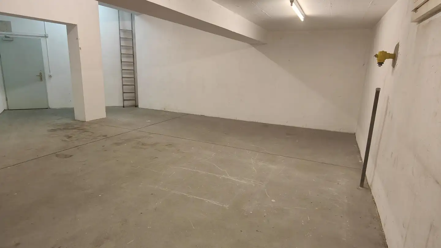 Storage space for rent - Innere Margarethenstrasse 2, 4051 Basel - Photo 2