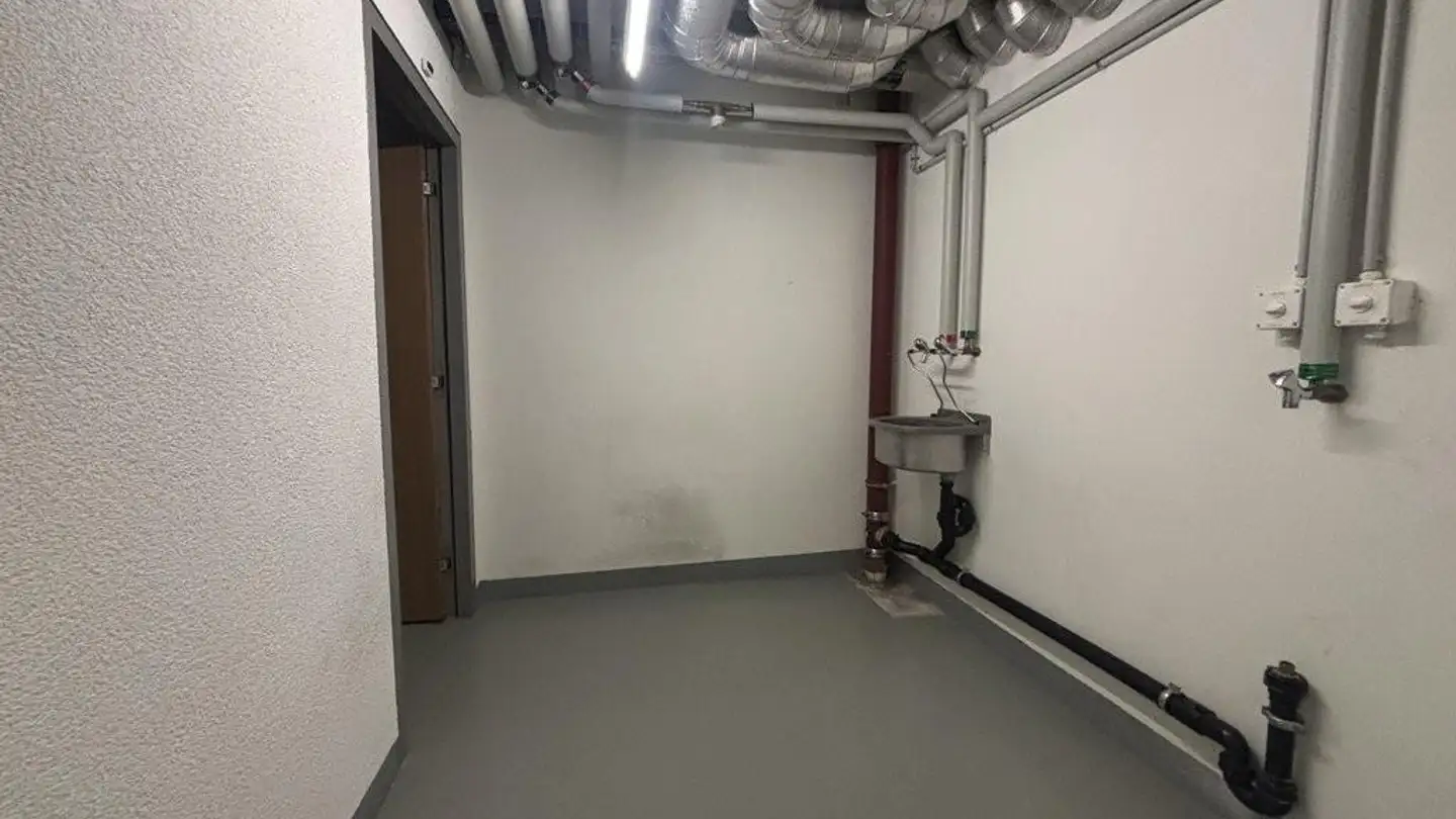 Espace de stockage à louer - Avenue Louis- Casaï 86a, 1216 Cointrin - Photo 2
