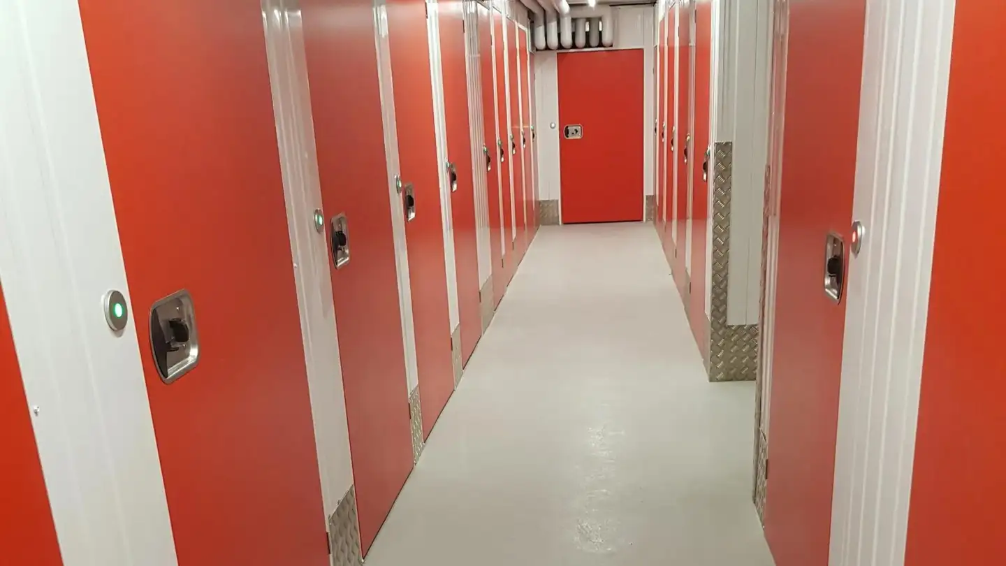 Espace de stockage à louer - Segnesstrasse 9, 8048 Zürich