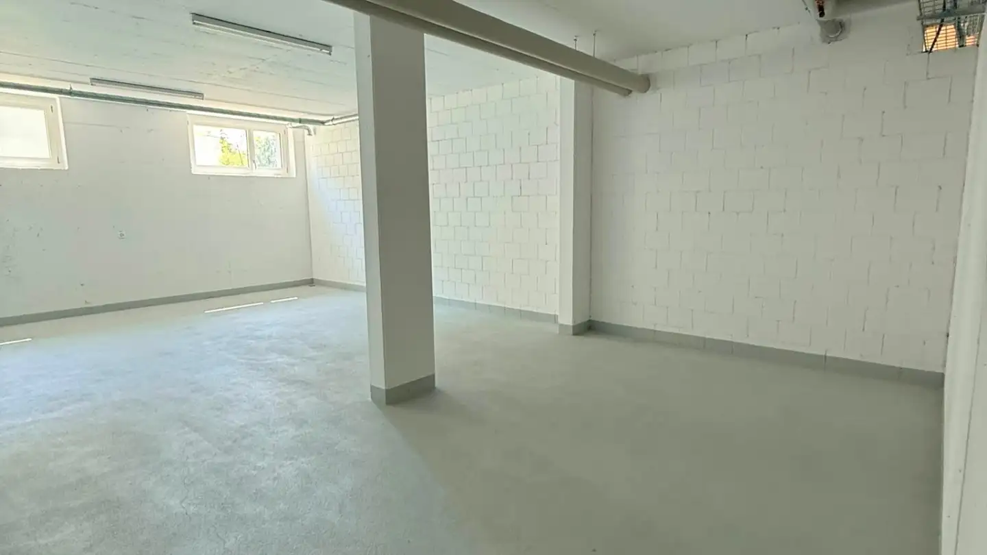 Hobby room for rent - 6430 Schwyz