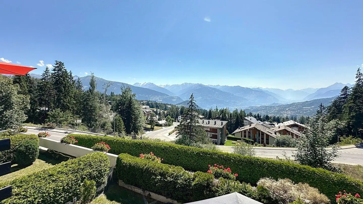 Apartment for sale - 3963 Crans-Montana - Photo 2