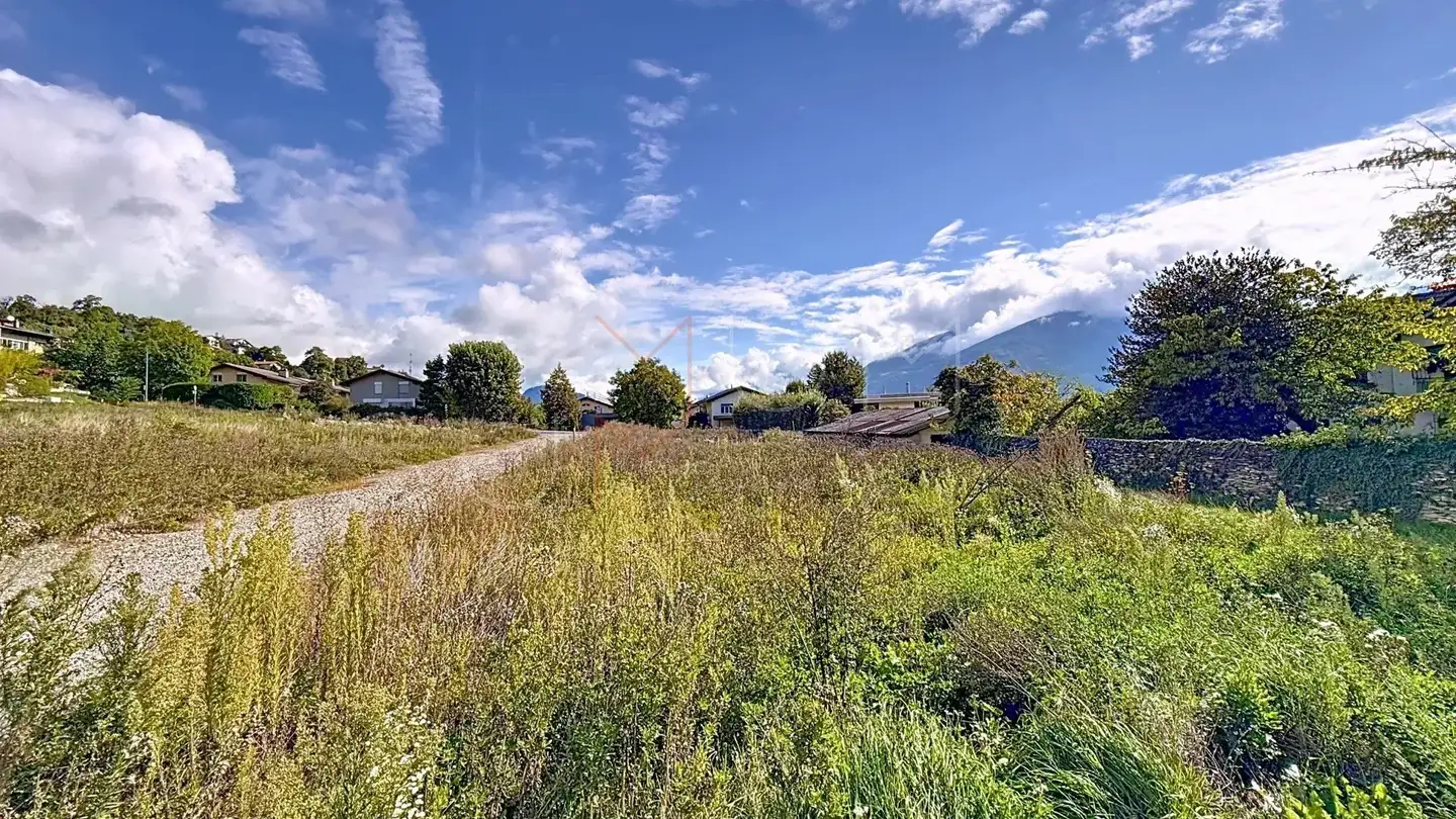 Constructible plot for sale - Chemin de Diolly, 1950 Sion